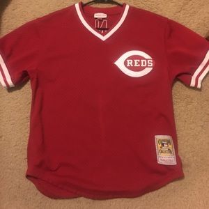 Johnny bench Cincinnati reds jersey.